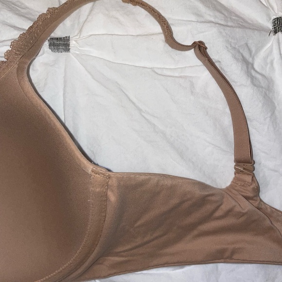 NEW 34DD Victoria’s Secret bras - Picture 12 of 16